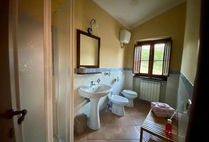 スタンダードトリプルルーム, Agriturismo Francemili