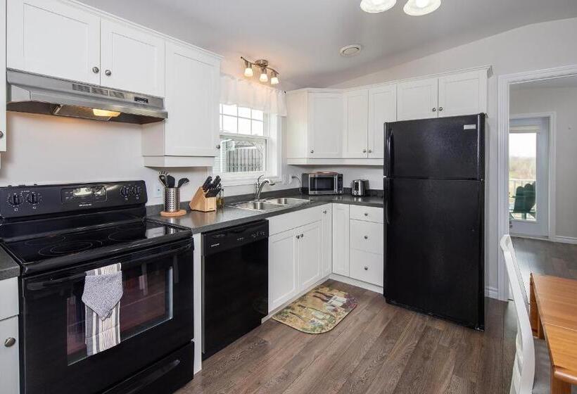 침실 1개 주택, Fossil Farms Oceanside Retreat