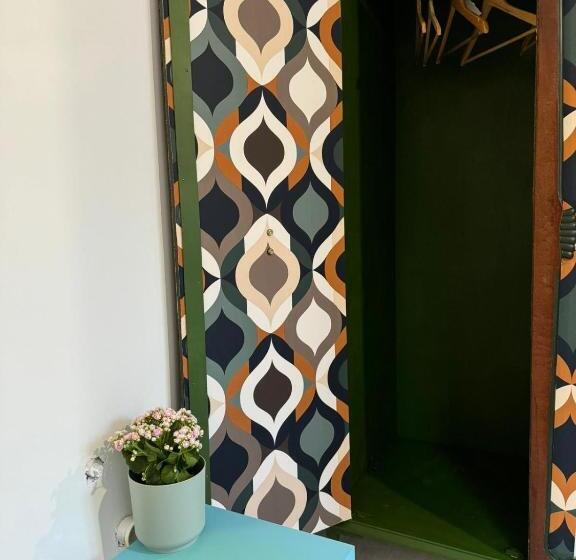 带大床的标准间, Avi Rooms