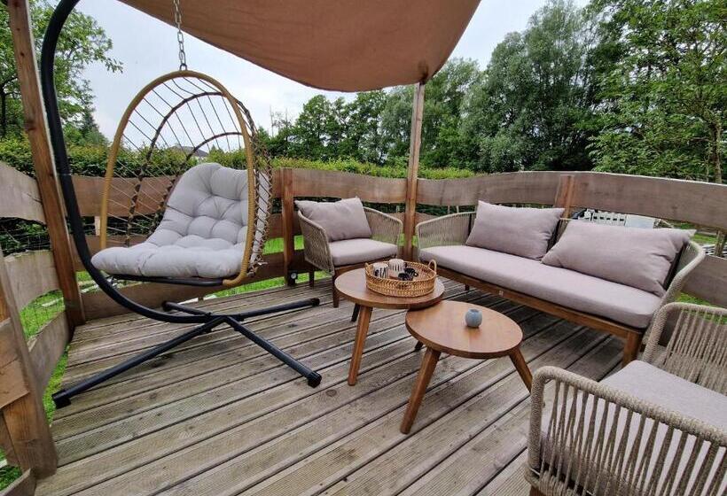 חדר משפחתי, Cabane Indiana   Spa Du Souffle Du Saule