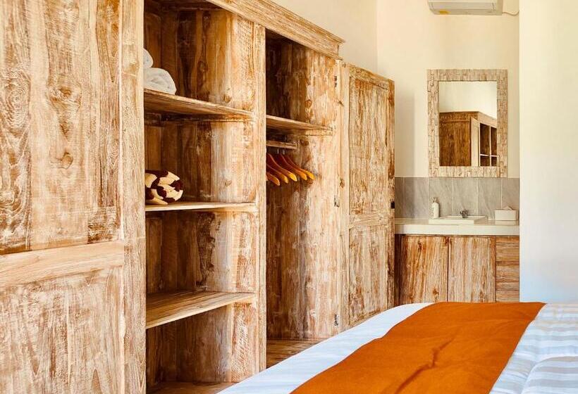 חדר סטנדרט עם מיטת קינג, Canggu 5 Min To The Beach Peaceful Escape