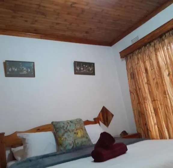 Economy-huone, Mantombi S Guest House