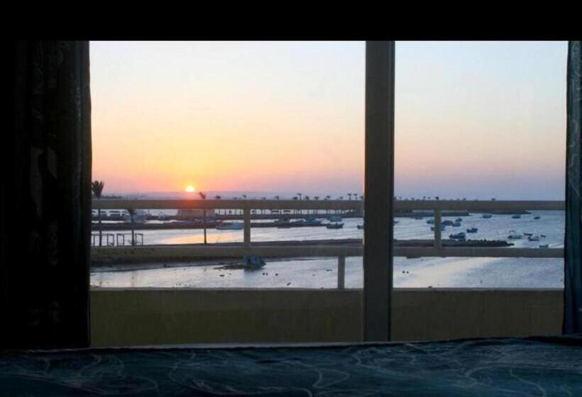 اتاق استاندارد یک نفره با چشم‌انداز دریا, Red Sea Apartment