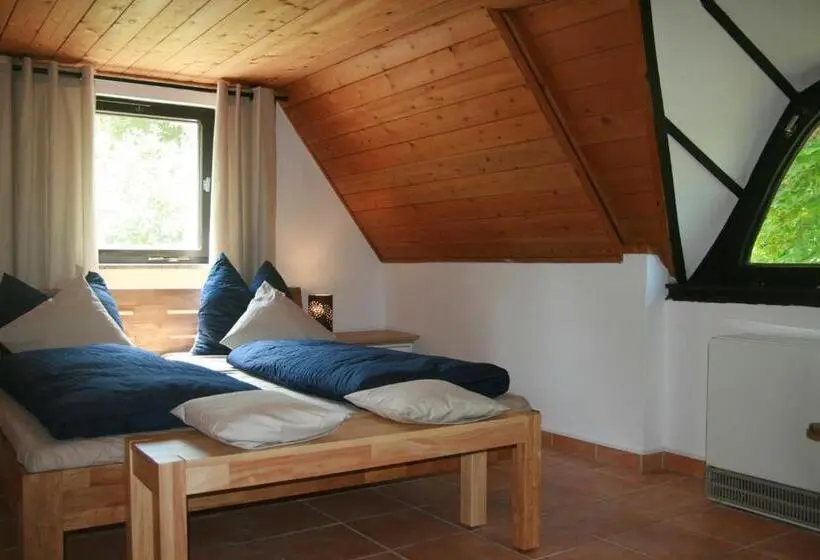 ２ベッドルームハウス, Reetdach Ferienhaus Nahe Ostseebad Kühlungsborn