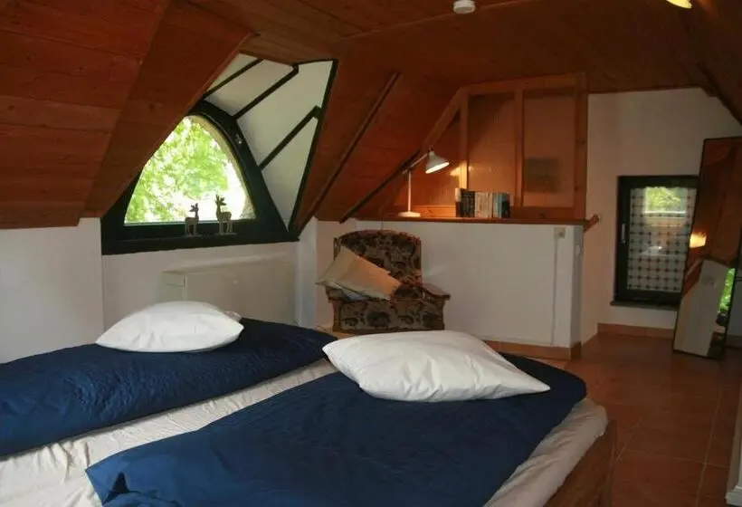 ２ベッドルームハウス, Reetdach Ferienhaus Nahe Ostseebad Kühlungsborn