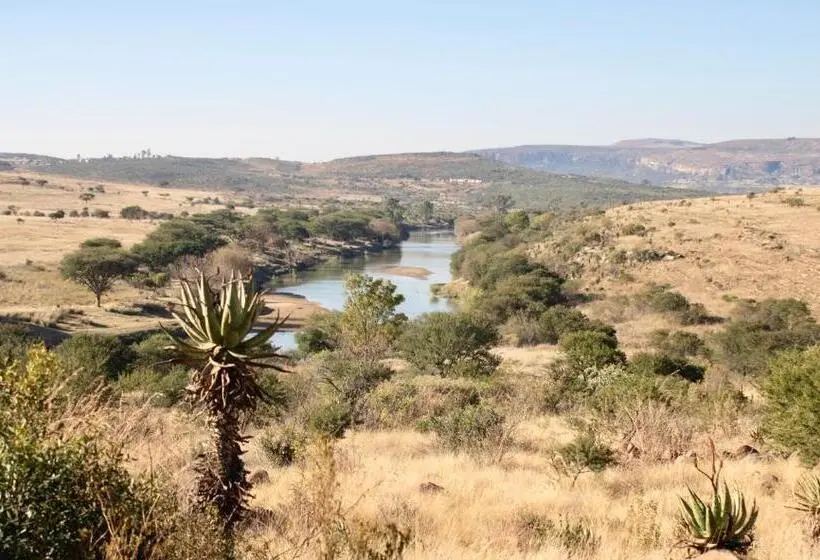 Deluxe room with river view, Rorke S Drift Bed & Breakfast