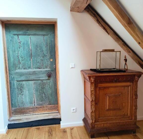 اتاق استاندارد, B&b In De Roos