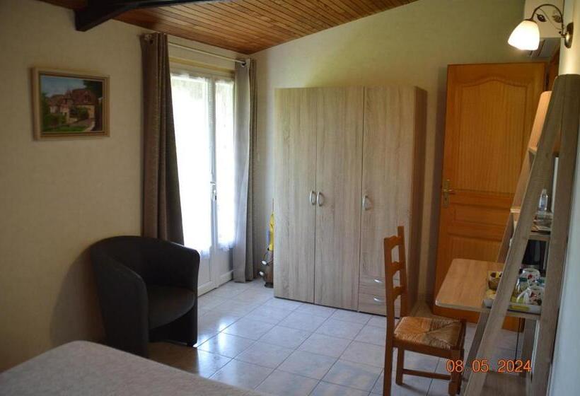 חדר סטנדרט, Le Chalet Des Contries