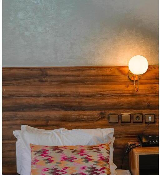 اتاق استاندارد, Arabesque