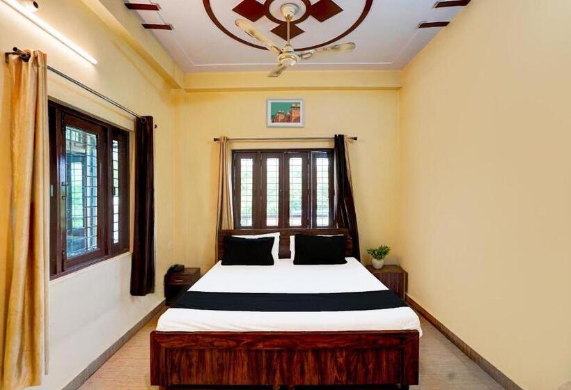 غرفة كلاسيكية ثلاثية, Oyo Hotel Relax In