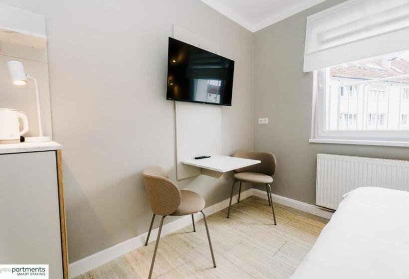 带大床的标准工作室, Youpartments   Zentrale Micro Apartments