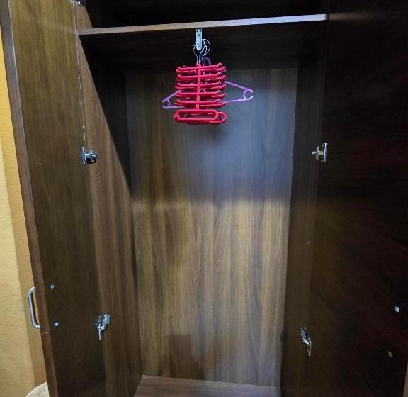 スタンダード4人部屋, فندق ضيوف المقام 3 للغرف والشقق المفروشة توصيل مجاني للحرم