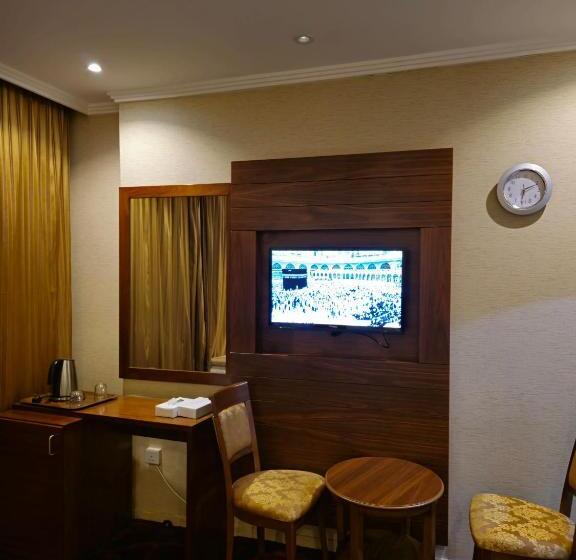 חדר סטנדרט לארבעה, فندق ضيوف المقام 3 للغرف والشقق المفروشة توصيل مجاني للحرم