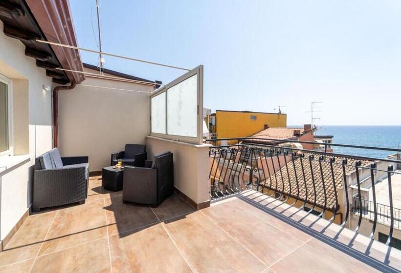 オーシャンビュースーペリアールーム, Giardini Inn Arte