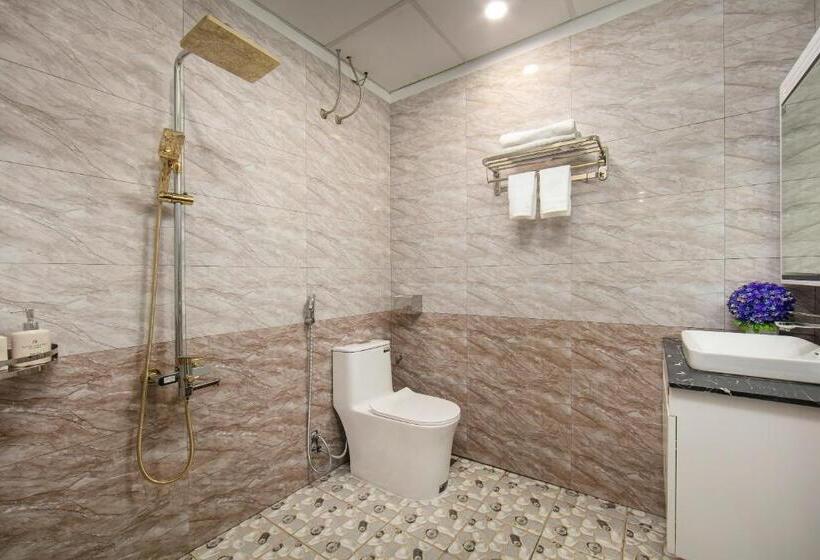 اتاق خانوادگی, Hanoi Airport Inn & Suites
