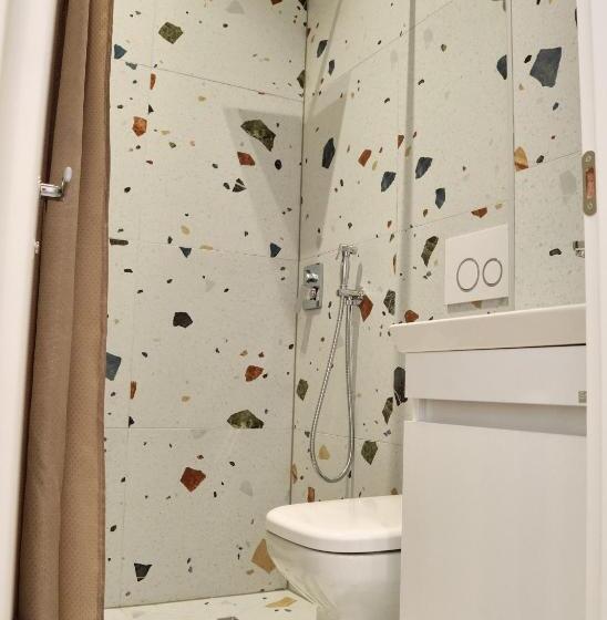 バルコニー付きスタンダードルーム, Montflux