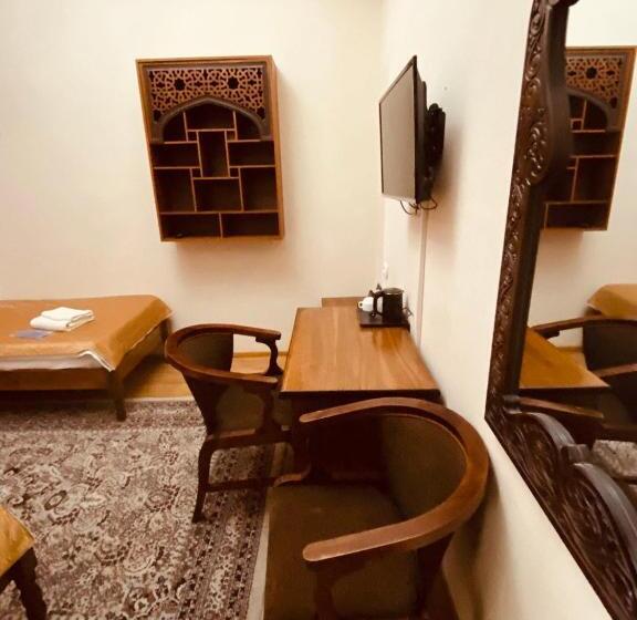 غرفة كومفورت ثلاثية, Golubie Kupola With Terrace