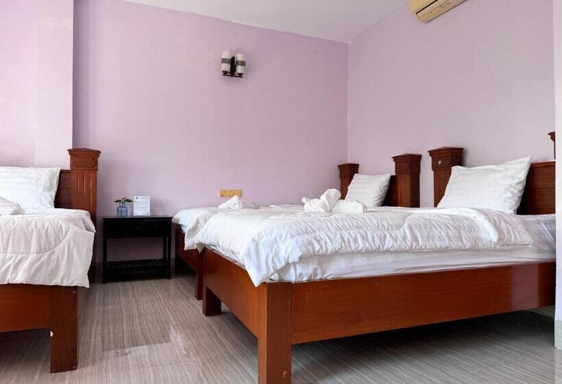 Трехместный Номер Deluxe, Ocean Breeze At Kep