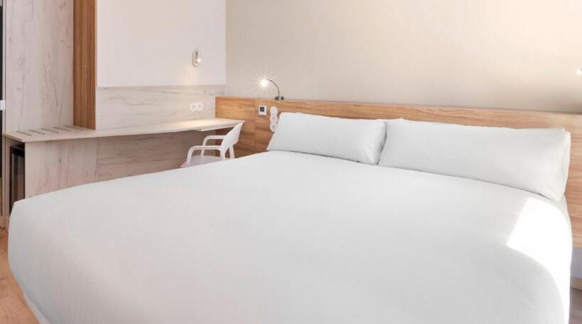 Номер Deluxe, B&b Hotel Leiria Fatima