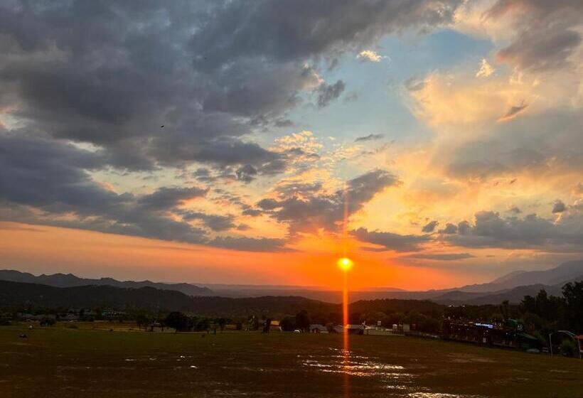 标准间带山景, Earth Homes Bir