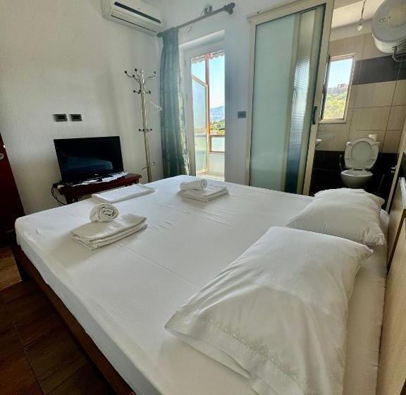 غرفة قياسية, Guest House Sofa