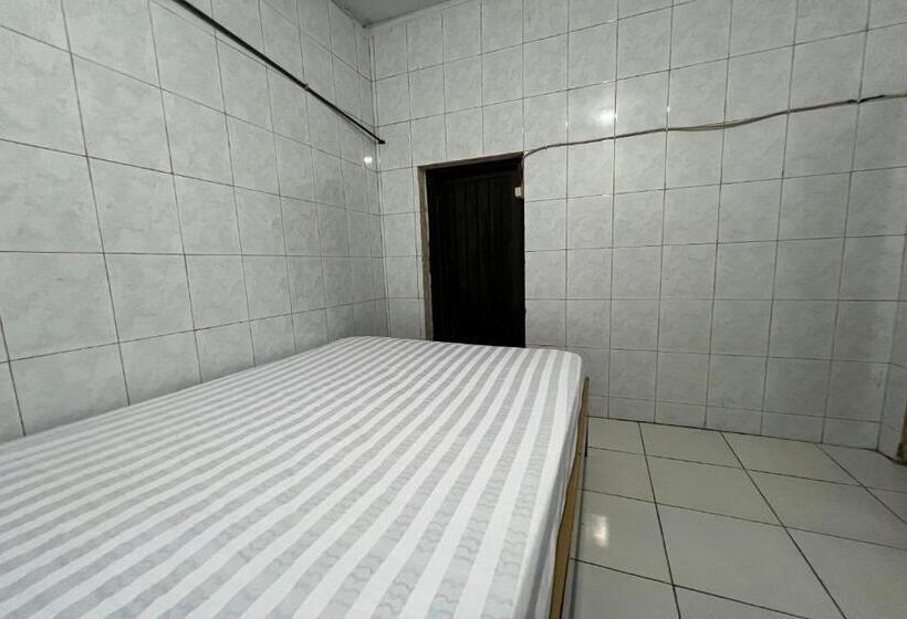 스탠다드 룸, Oyo 94161 Kost Aisyah