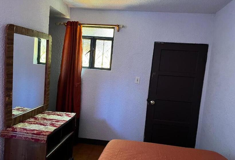 Номер Стандарт Индивидуальный, Oyo Hotel Linda