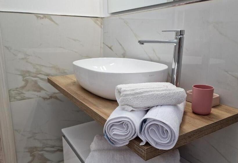 标准间, La Casa Di Sayf