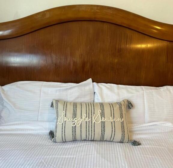 带大床的标准间, Superb Guest House Close To London 02