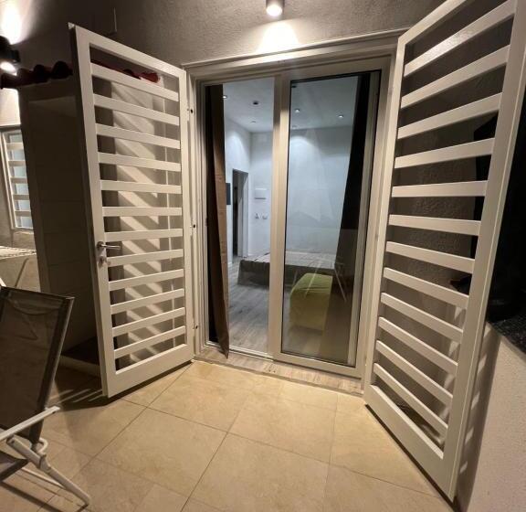 Standard Triple Room with Terrace, B&b L Ulivo