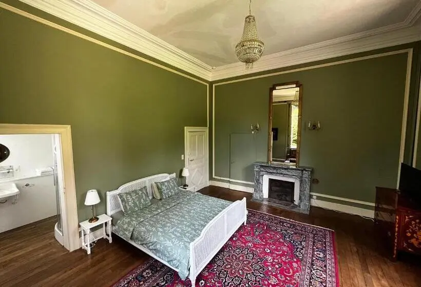 スタンダードルーム, Château De Laclaireau