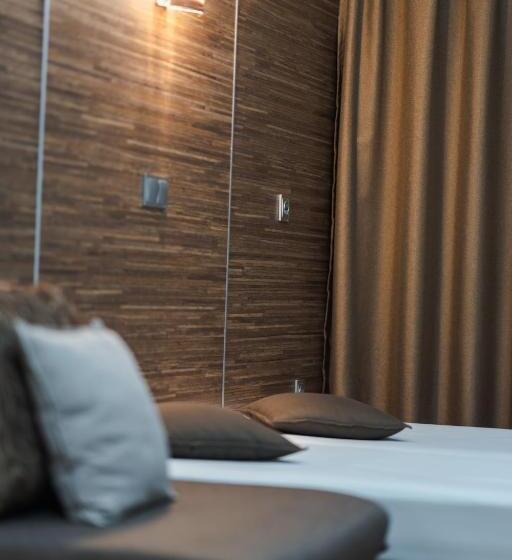 Apartament 2 Dormitoris amb Terrassa, Dias