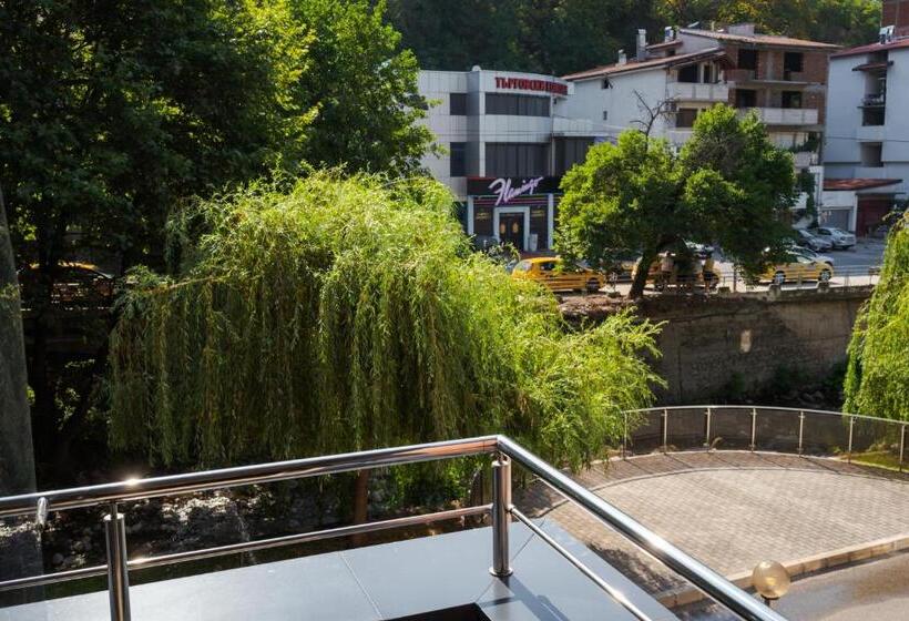 Estudio Estàndard, Dias