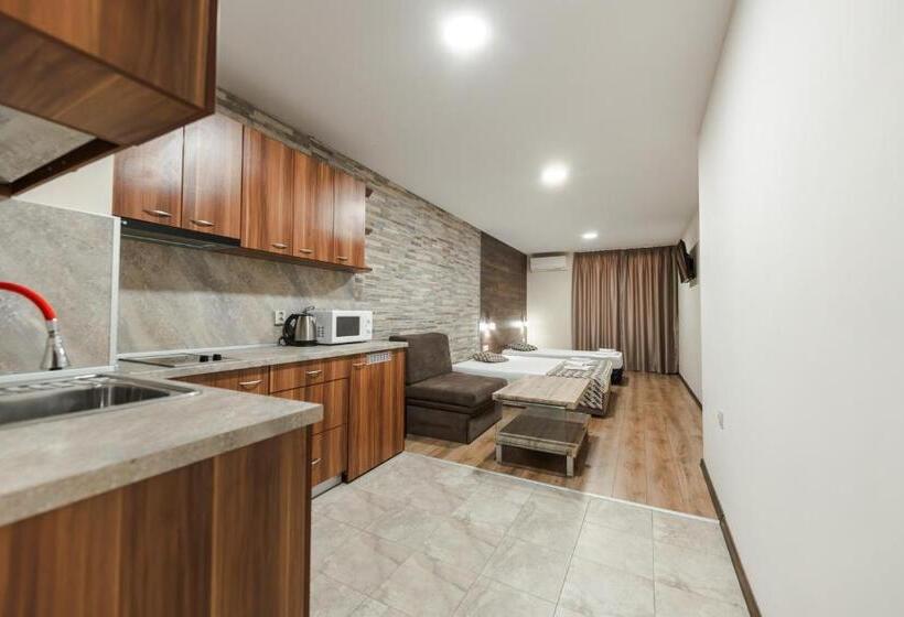 Estudio Estàndard, Dias