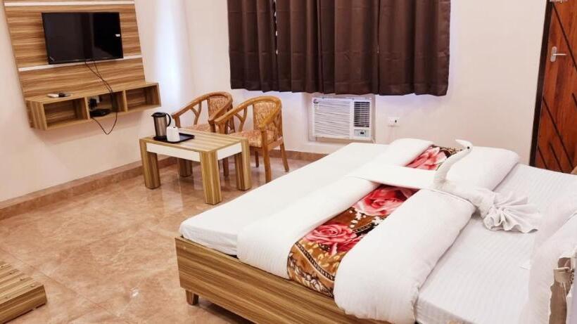 Quarto Deluxe, Daksh