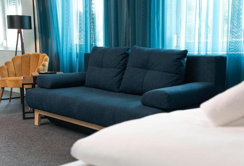 스위트, Kirchenwirt Stubenberg Kunst