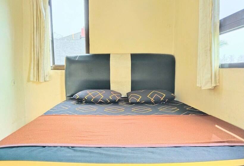 Номер Deluxe, New Sabrina