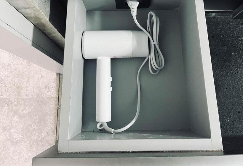 דירת חדר עם טרסה, Unit Space Village