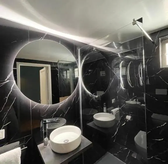 اتاق لوکس, Il Serafino Holiday Suites