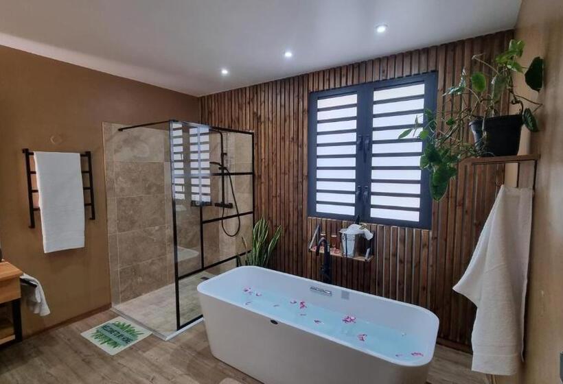 خانه 2 خوابه, Villa Des Pins By Kaz Ida