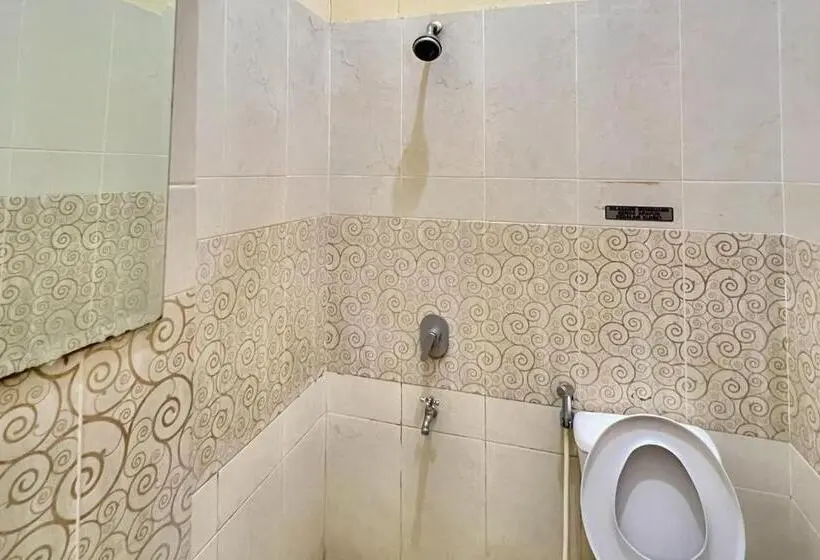 スタンダードルーム, Wisma Anggrek Syariah Mitra Reddoorz