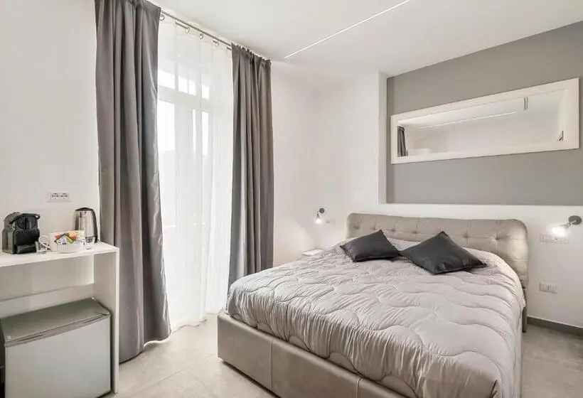 اتاق استاندارد با بالکن, Home 501 Guest House   La Spezia