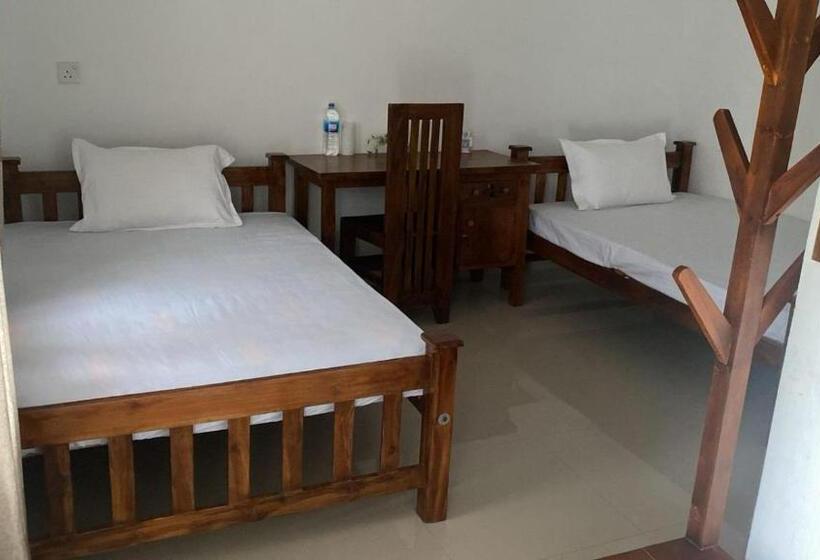 اتاق خانوادگی, Premium Cottages B&b