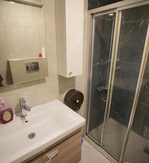 اتاق استاندارد, Amazon Suit Otel