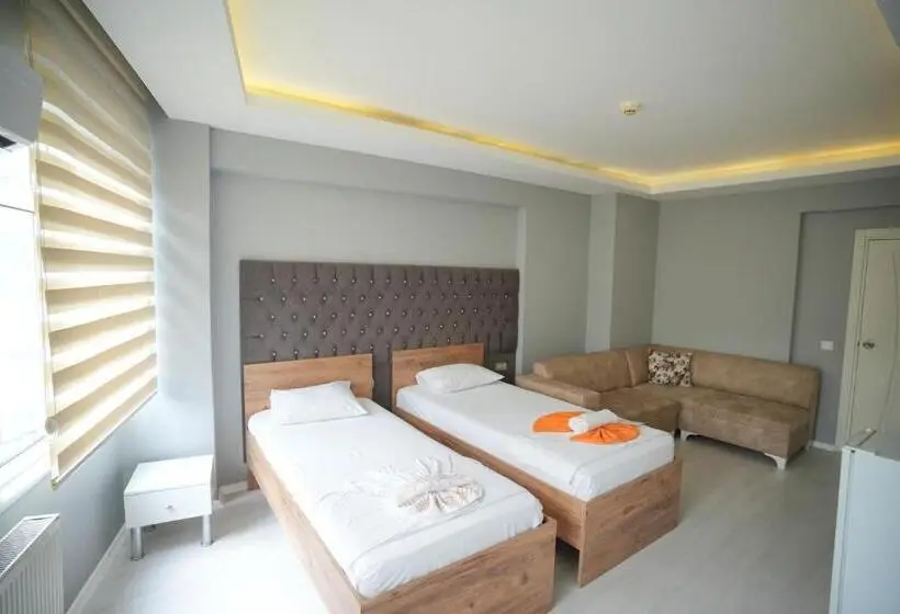 اتاق خانوادگی, Amazon Suit Otel