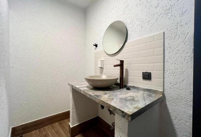 غرفة قياسية, Elm