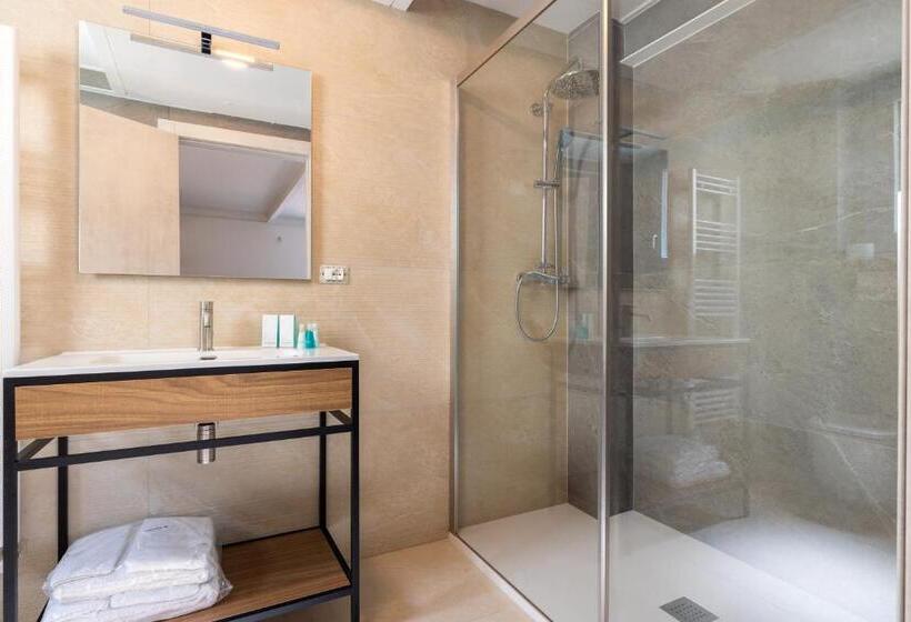 Habitació Quàdruple Estàndard, Numero36