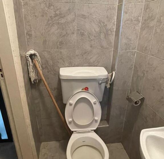 اتاق استاندارد, Tsavo Studio