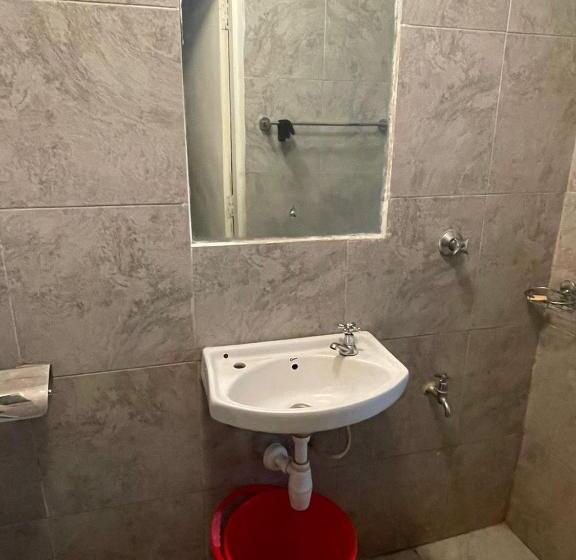 اتاق استاندارد, Tsavo Studio