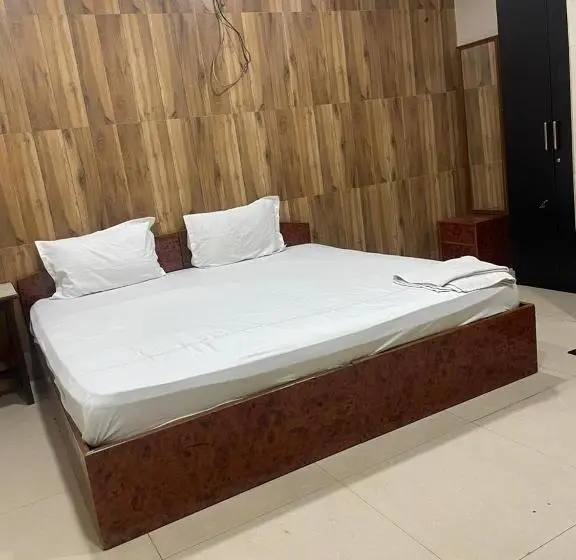 デラックスルーム, Maha Roopa Palace